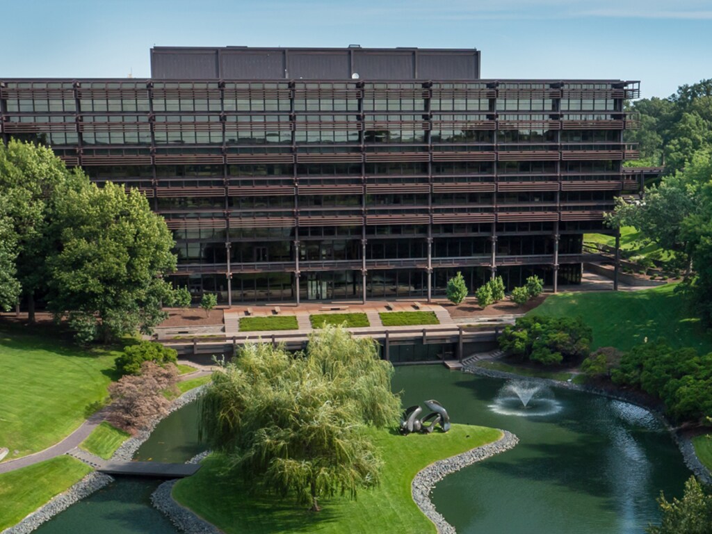 World Headquarters Visit John Deere John Deere TH