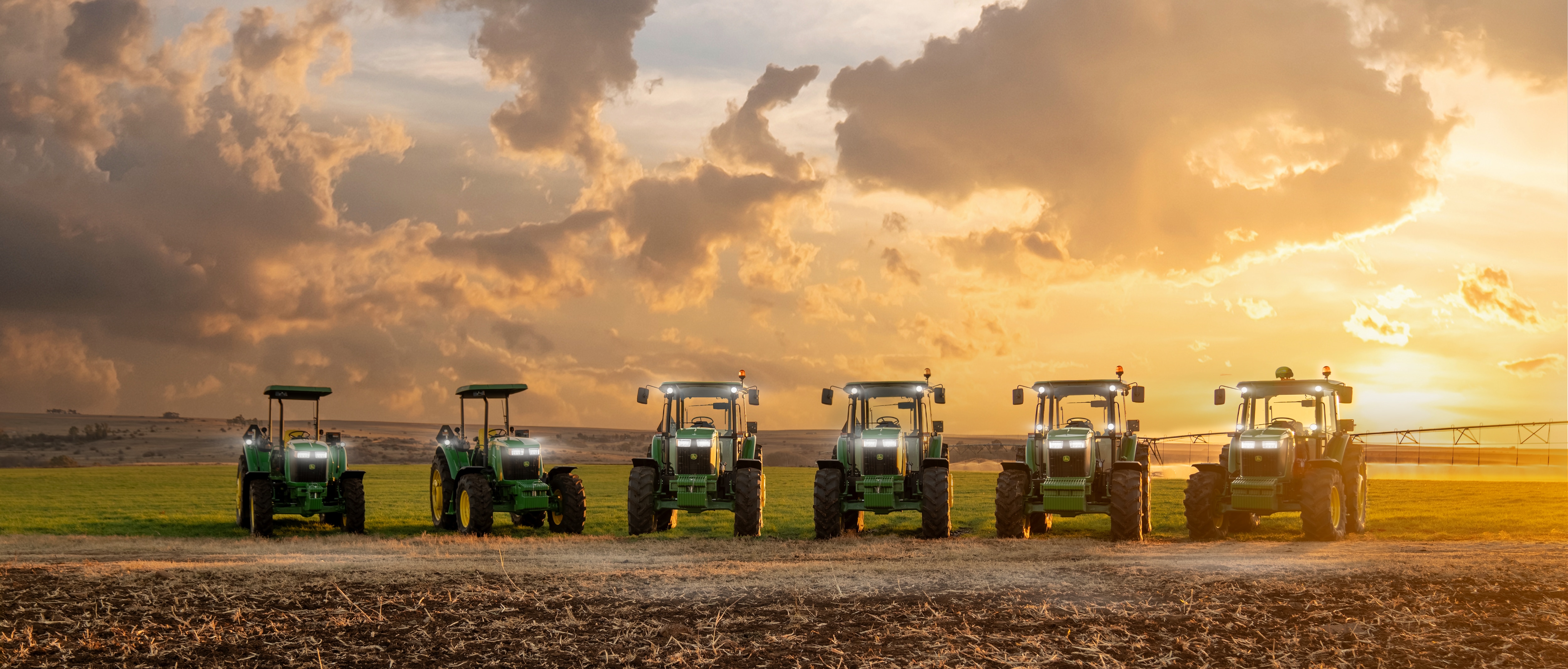 รถแทรกเตอร์ John Deere รุ่น 6B